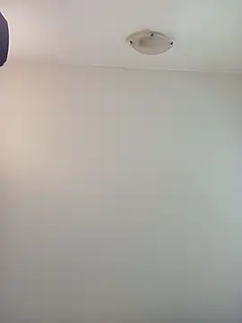 Snapshot of Virggin_Pussy_Cum chatting on 10.31.25 Virggin Pussy Cum online show from 10.31.25