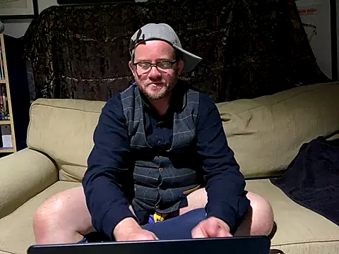 Snapshot of DavinOz123 chatting on 09.24.25 DavinOz123 online show from 09.24.25