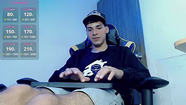 Snapshot of yankees_ chatting on 09.29.25 yankees online show from 09.29.25