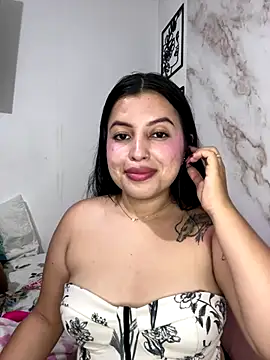 Snapshot of Emma_2903 chatting on 10.08.25 Emma 2903 online show from 10.08.25