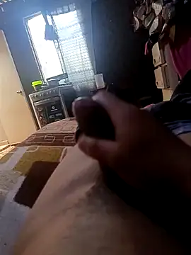 Snapshot of Gustavo1135e chatting on 09.15.25 Gustavo1135e online show from 09.15.25