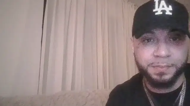 Snapshot of Brownroyal chatting on 09.12.25 Brownroyal online show from 09.12.25