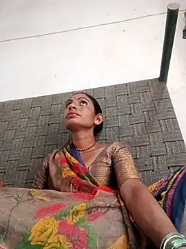 Snapshot of Mansi_ji chatting on 09.13.25 Mansi ji online show from 09.13.25