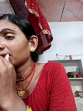 Snapshot of Mansi_ji chatting on 10.08.25 Mansi ji online show from 10.08.25