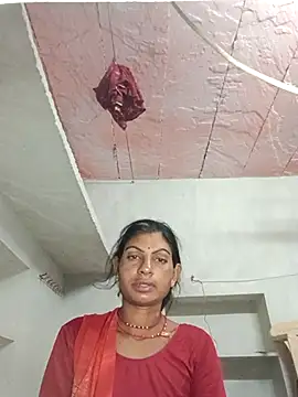 Snapshot of Mansi_ji chatting on 10.18.25 Mansi ji online show from 10.18.25