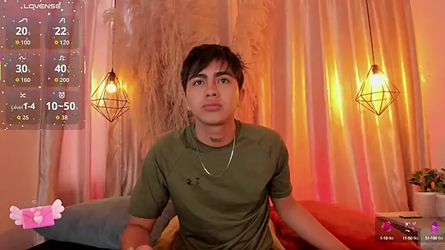 Snapshot of arion_sherwind chatting on 09.20.25 arion sherwind online show from 09.20.25