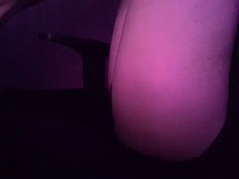 Snapshot of fabycdzinha chatting on 09.15.25 fabycdzinha online show from 09.15.25
