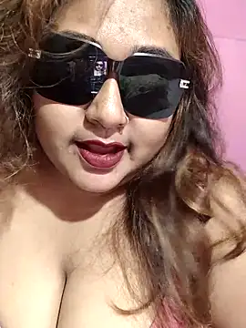 Snapshot of hotbhabhi011 chatting on 10.28.25 hotbhabhi011 online show from 10.28.25