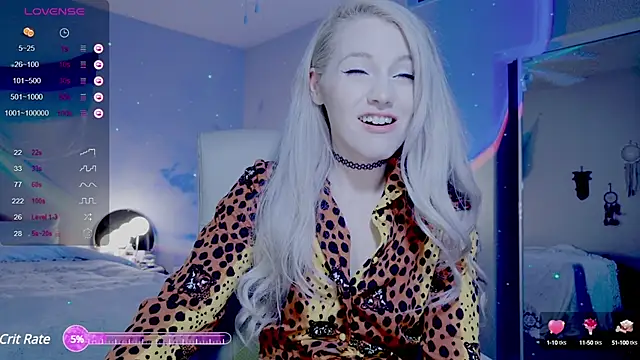 Snapshot of Talulaa chatting on 12.03.24 Talulaa online show from 12.03.24