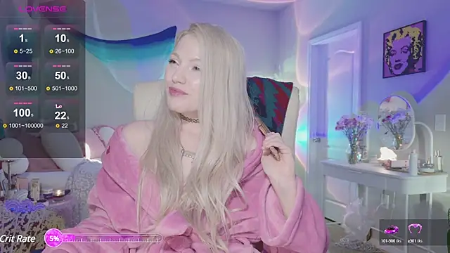 Snapshot of Talulaa chatting on 02.11.25 Talulaa online show from 02.11.25