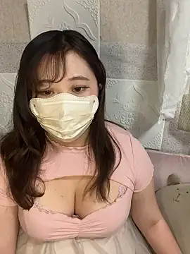 Snapshot of kotone_blossom_x chatting on 10.11.25 kotone blossom x online show from 10.11.25