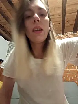 Snapshot of SexyAlya chatting on 10.15.25 SexyAlya online show from 10.15.25