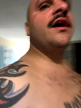 Snapshot of JacksonTheBull chatting on 11.08.25 JacksonTheBull online show from 11.08.25