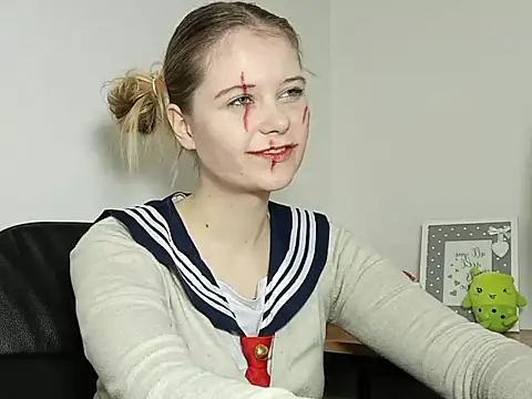 LydiaYoung online show from 10.31.25