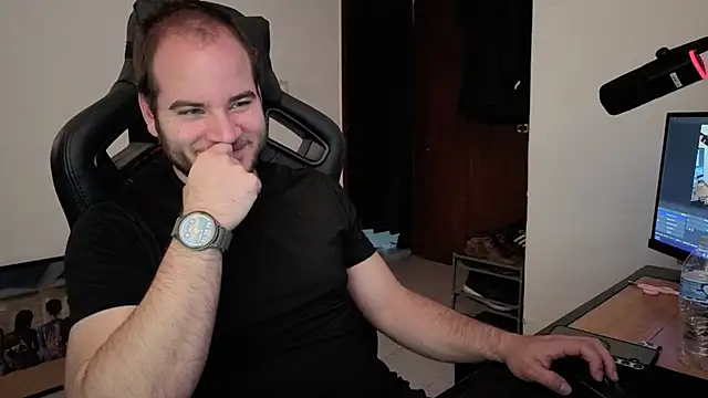 Snapshot of Paul00474 chatting on 11.08.25 Paul00474 online show from 11.08.25