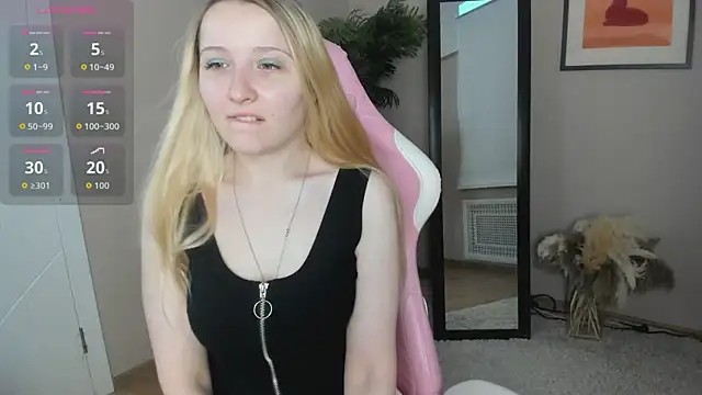 Snapshot of Milana_Key chatting on 09.09.25 Milana Key online show from 09.09.25