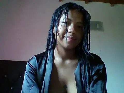 Snapshot of Gema_shiny chatting on 10.11.25 Gema shiny online show from 10.11.25