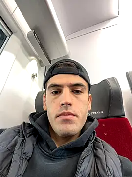 Snapshot of dino2603 chatting on 09.17.25 dino2603 online show from 09.17.25