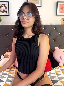 Snapshot of Im_Lyan chatting on 10.16.25 Im Lyan online show from 10.16.25