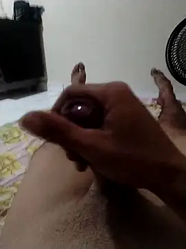 Snapshot of sueldofo chatting on 11.16.25 sueldofo online show from 11.16.25