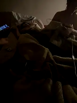 Snapshot of 011tasty chatting on 09.30.25 011tasty online show from 09.30.25