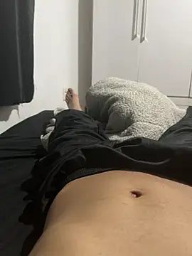 Snapshot of 011tasty chatting on 10.10.25 011tasty online show from 10.10.25