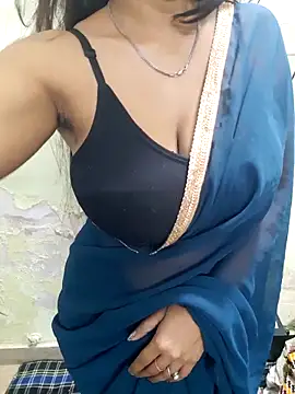 Snapshot of Sexy_Mal89 chatting on 11.14.25 Sexy Mal89 online show from 11.14.25