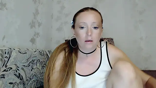 Snapshot of angelllsexy chatting on 09.11.25 angelllsexy online show from 09.11.25