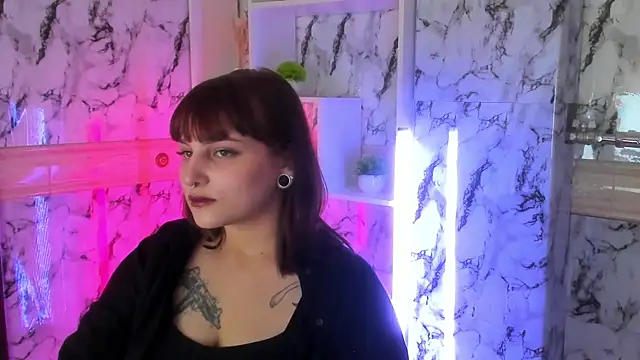 LeslieThomass online show from 10.14.25