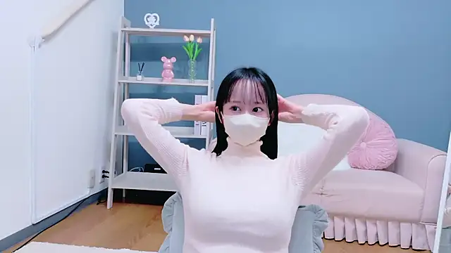 Snapshot of Kurumi_chan_ chatting on 10.05.25 Kurumi chan  online show from 10.05.25