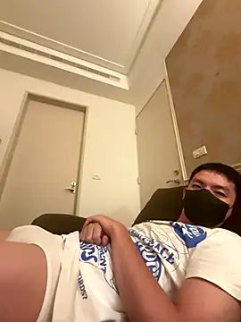 Snapshot of kaikai1335 chatting on 10.03.25 kaikai1335 online show from 10.03.25