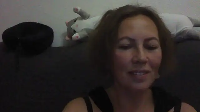 Snapshot of Loxiva chatting on 11.01.25 Loxiva online show from 11.01.25