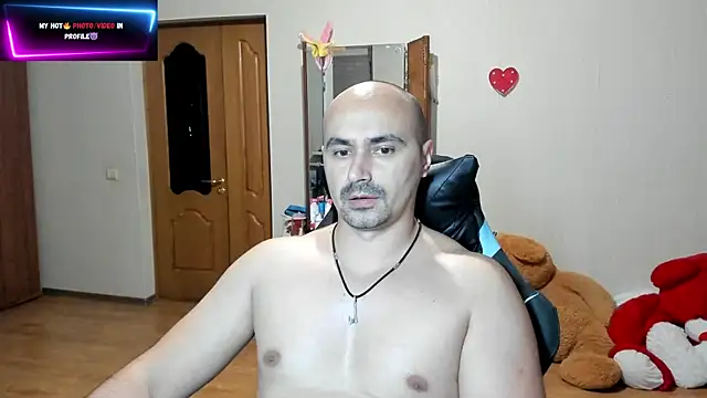 Snapshot of Gri_SH chatting on 09.10.25 Gri SH online show from 09.10.25