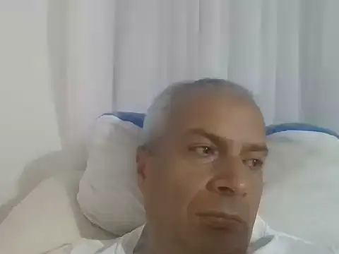 Snapshot of ALFRERM chatting on 09.10.25 ALFRERM online show from 09.10.25