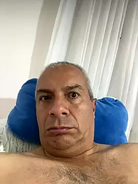 Snapshot of ALFRERM chatting on 09.13.25 ALFRERM online show from 09.13.25