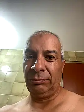 Snapshot of ALFRERM chatting on 09.14.25 ALFRERM online show from 09.14.25