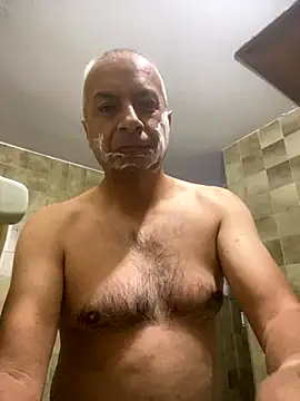 Snapshot of ALFRERM chatting on 09.29.25 ALFRERM online show from 09.29.25