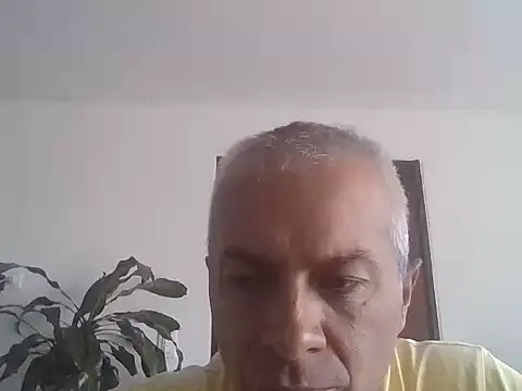 Snapshot of ALFRERM chatting on 10.13.25 ALFRERM online show from 10.13.25