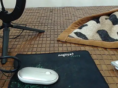 Snapshot of Ami_8x chatting on 09.20.25 Ami 8x online show from 09.20.25