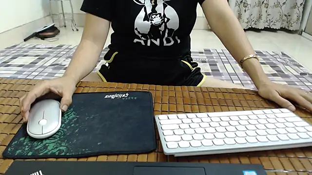 Snapshot of Ami_8x chatting on 09.21.25 Ami 8x online show from 09.21.25