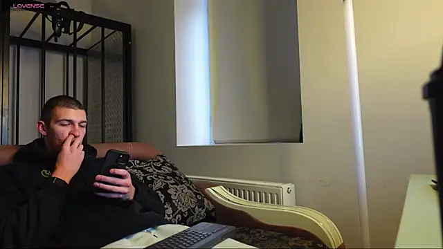 Snapshot of Ryan_Dozer chatting on 11.19.25 Ryan Dozer online show from 11.19.25