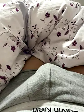 Snapshot of JJ_131 chatting on 10.15.25 JJ 131 online show from 10.15.25