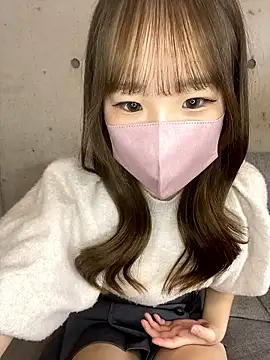 maika 3 online show from 10.10.25