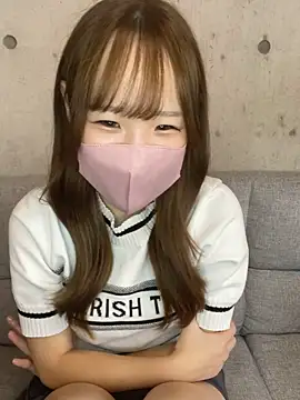 maika 3 online show from 10.11.25