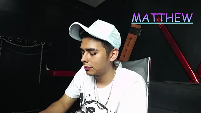 Snapshot of Matthewlodge chatting on 09.24.25 Matthewlodge online show from 09.24.25