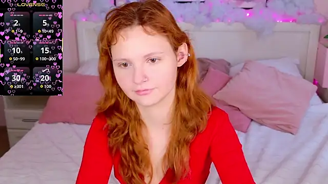 Snapshot of AlisHanson chatting on 09.20.25 AlisHanson online show from 09.20.25