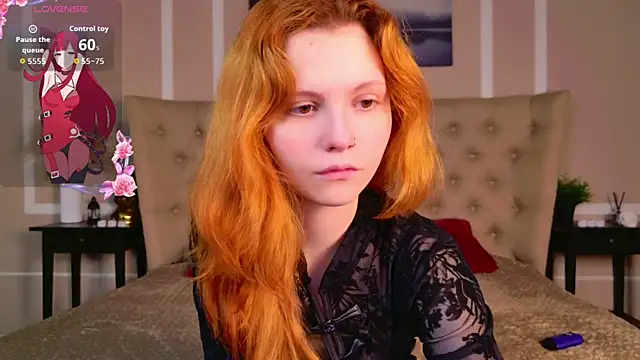 Snapshot of AlisHanson chatting on 09.30.25 AlisHanson online show from 09.30.25