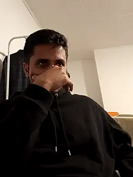 Snapshot of eyepach96 chatting on 09.26.25 eyepach96 online show from 09.26.25