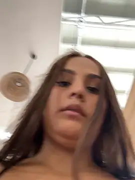 Snapshot of Emily__Storm chatting on 11.02.25 Emily  Storm online show from 11.02.25