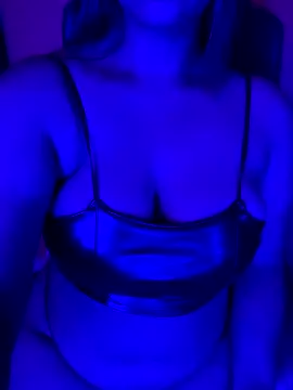 Snapshot of Cute_Rose_9 chatting on 09.22.25 Cute Rose 9 online show from 09.22.25